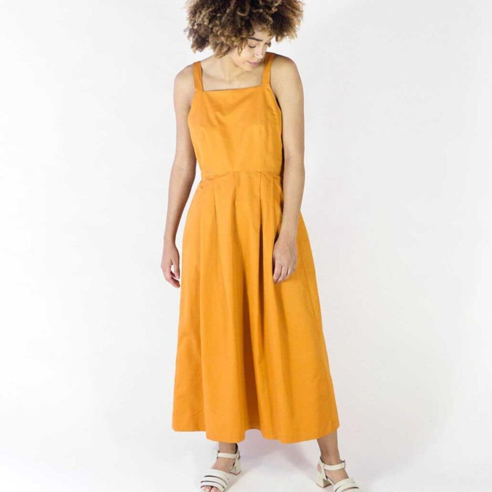 Samantha Pleet Tower Dress Size 4